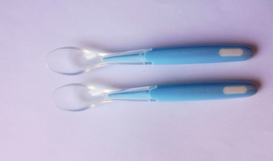 Silicone spoon